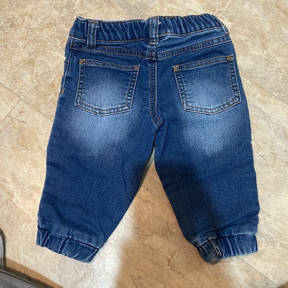 Jeans - Picture 2 of 2